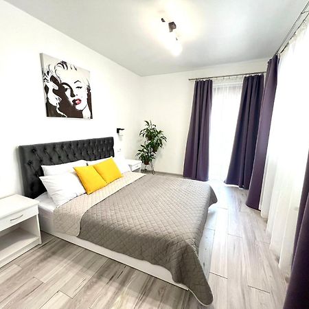 Osapart Comfortable Apartment In A Complex Great Britain Lemberg Exterior foto